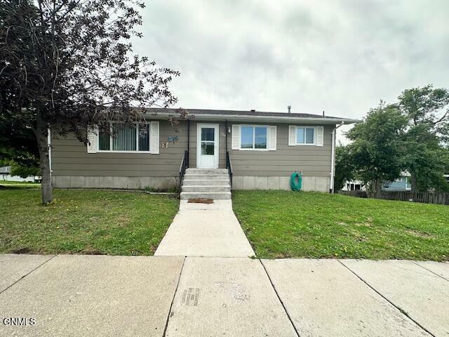 1725 N 17th Street  Bismarck ND 58501 photo