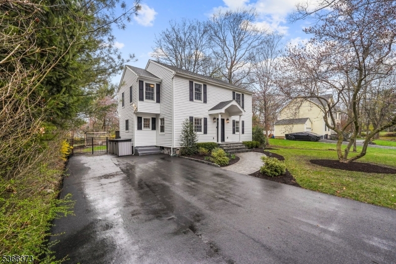 Property Photo: 765 Sunset Ter NJ 07417