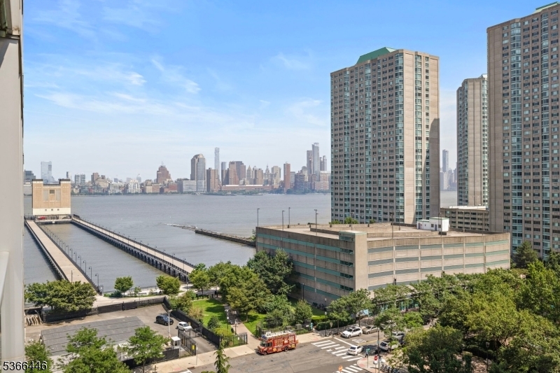 20 Newport Pkwy 1202  Jersey City NJ 07310 photo