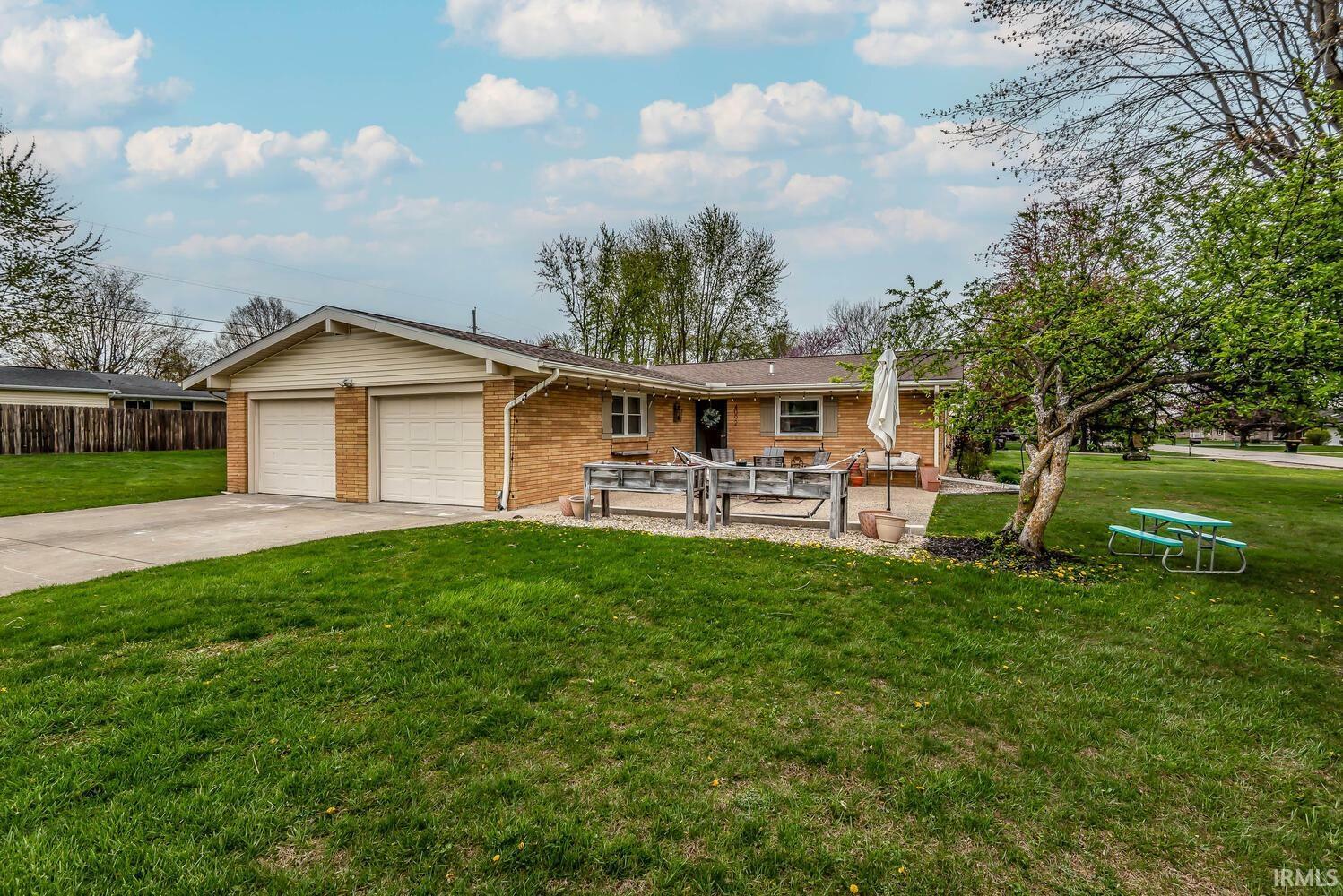 Property Photo: 4092 W Broadway Avenue IN 47404