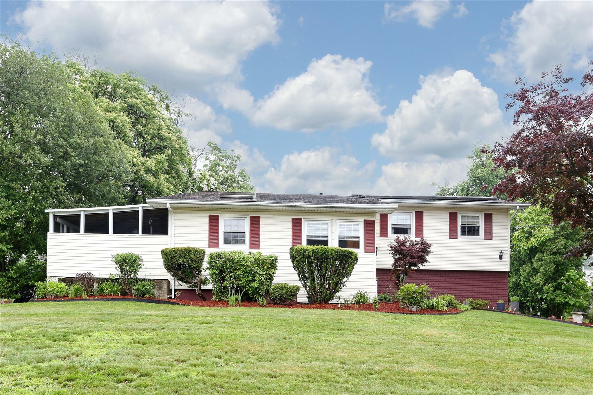 Property Photo: 24 Oxford Court NY 10977