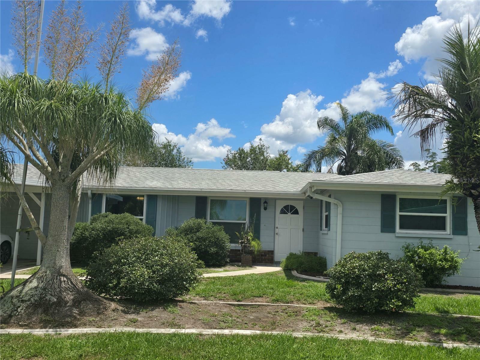 Property Photo:  28427 Coco Palm Drive  FL 33982 