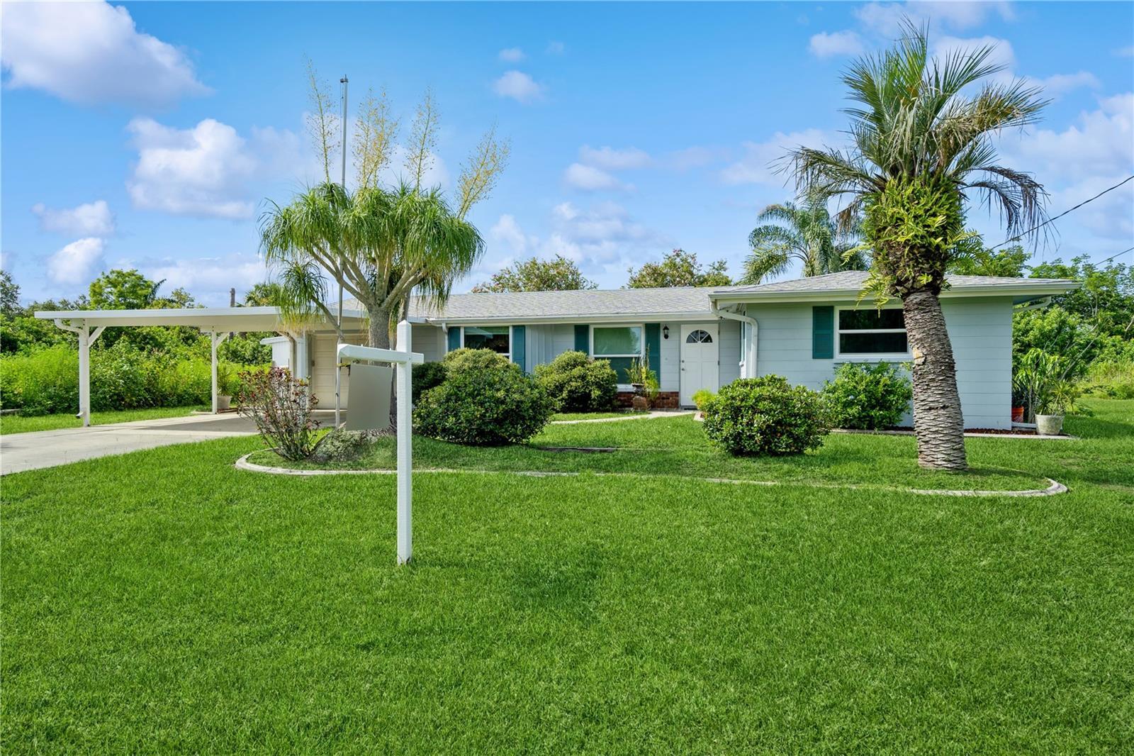 Property Photo: 28427 Coco Palm Drive FL 33982