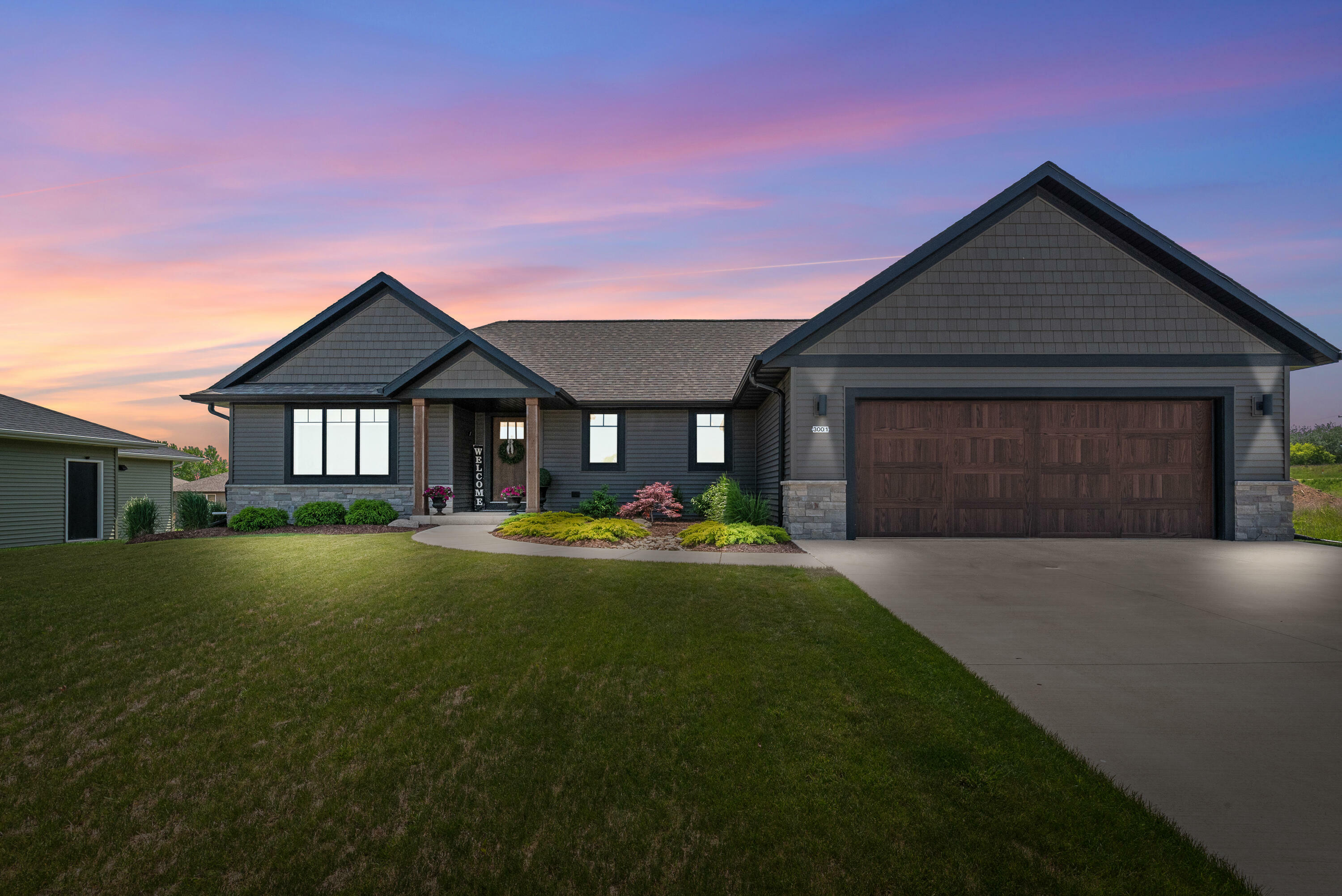 Property Photo: 3001 Stonebrook Dr WI 53081