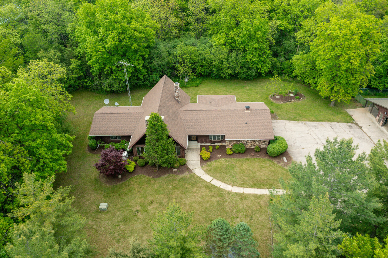 30606 Burlington Rd  Brighton WI 53105 photo