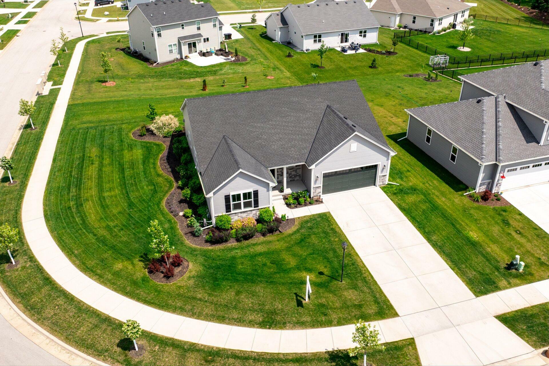 Property Photo:  1143 Juniper Ln  WI 53066 