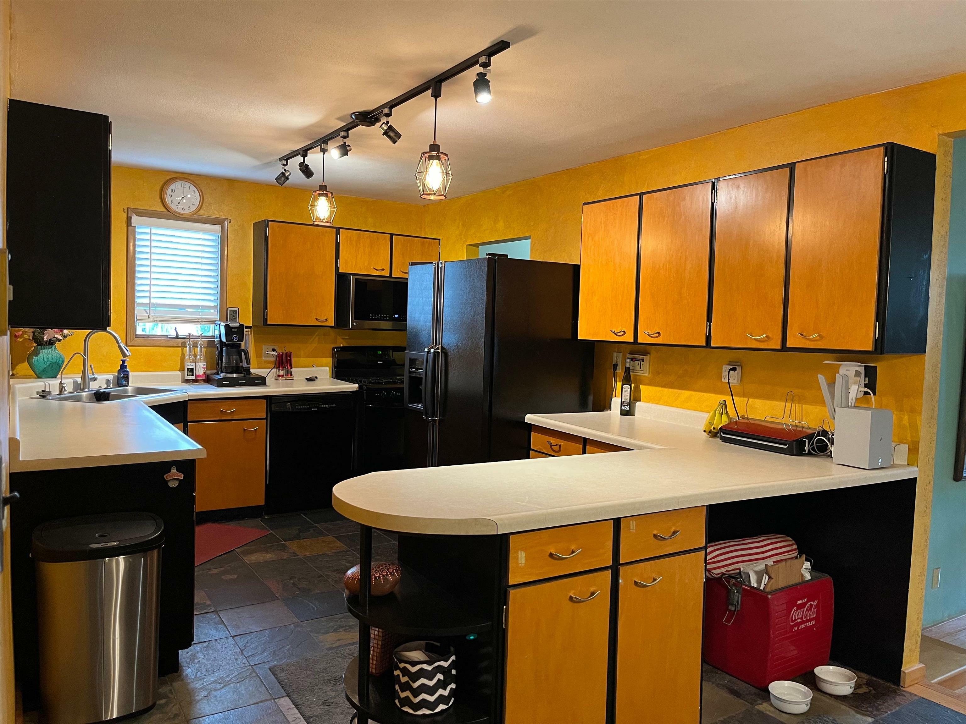 Property Photo: 395 Libbie St ND 58762