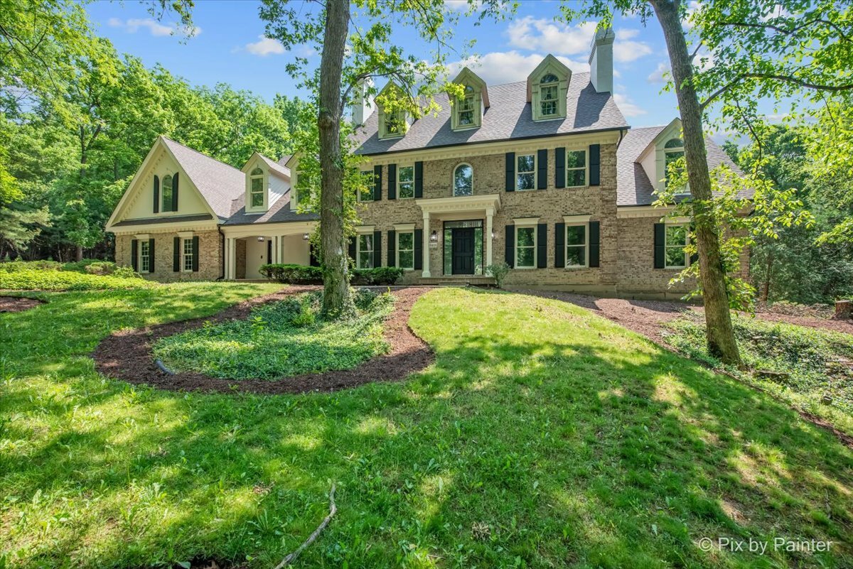 Property Photo:  4N633 Hidden Oaks Road  IL 60175 