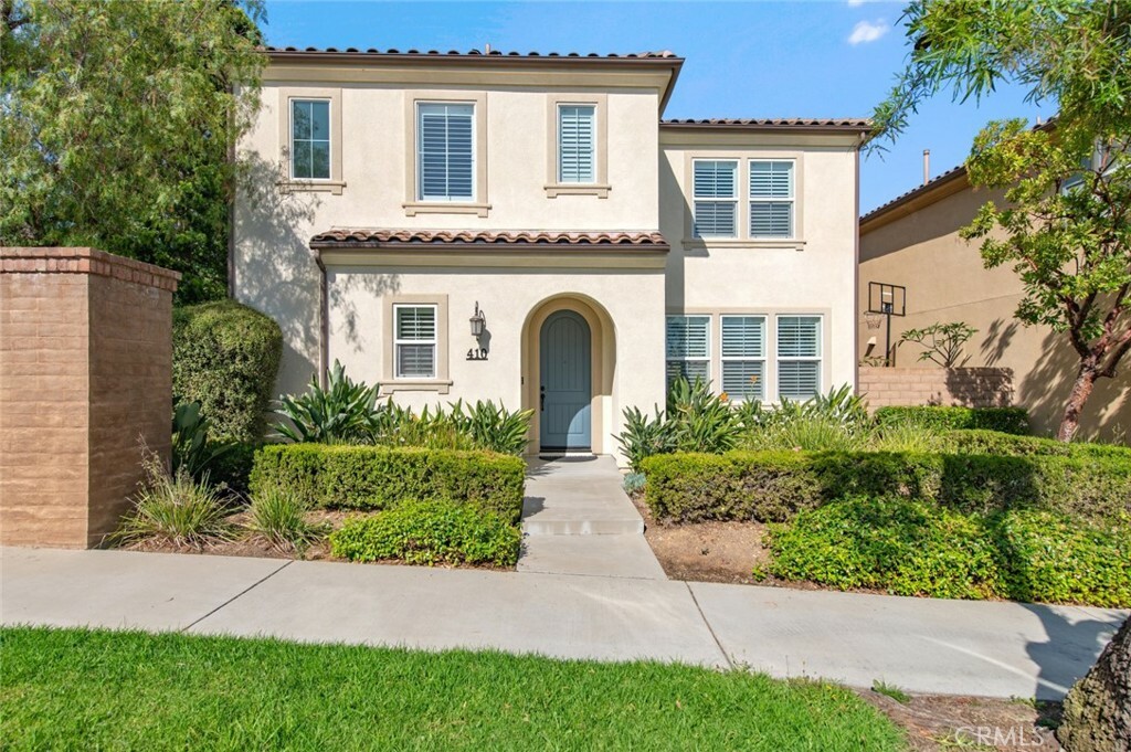 Property Photo: 410 N Tapia Lane CA 92821