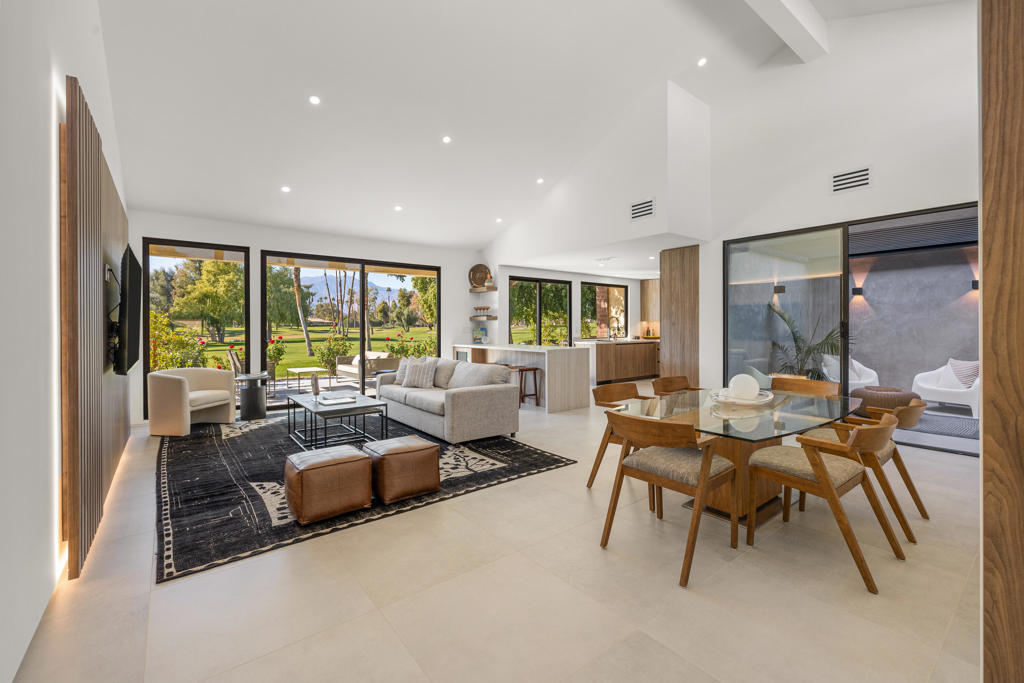 331 Gran Via  Palm Desert CA 92260 photo