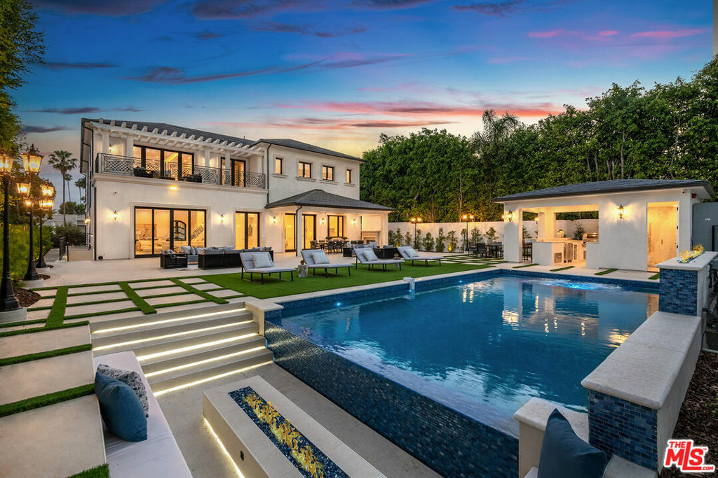 Property Photo: 710 N Camden Drive CA 90210