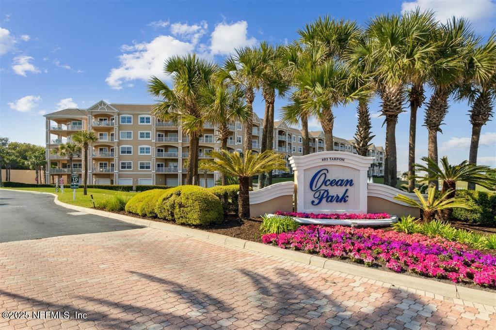 Property Photo: 403 Tarpon Avenue 111 FL 32034