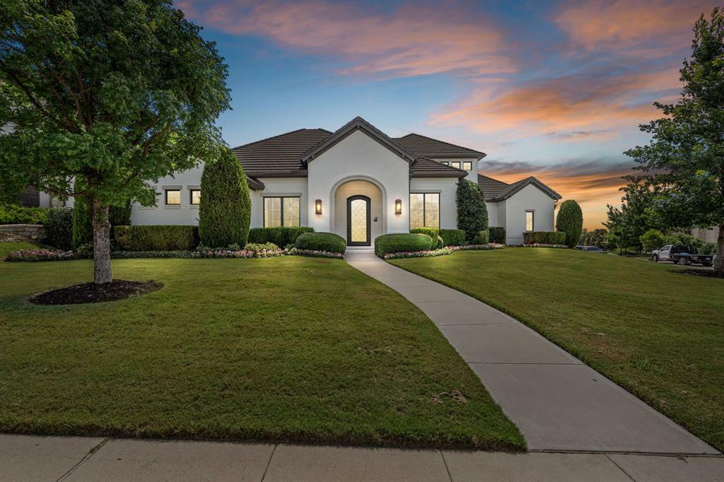 Property Photo: 4673 Saint Benet Court TX 76126