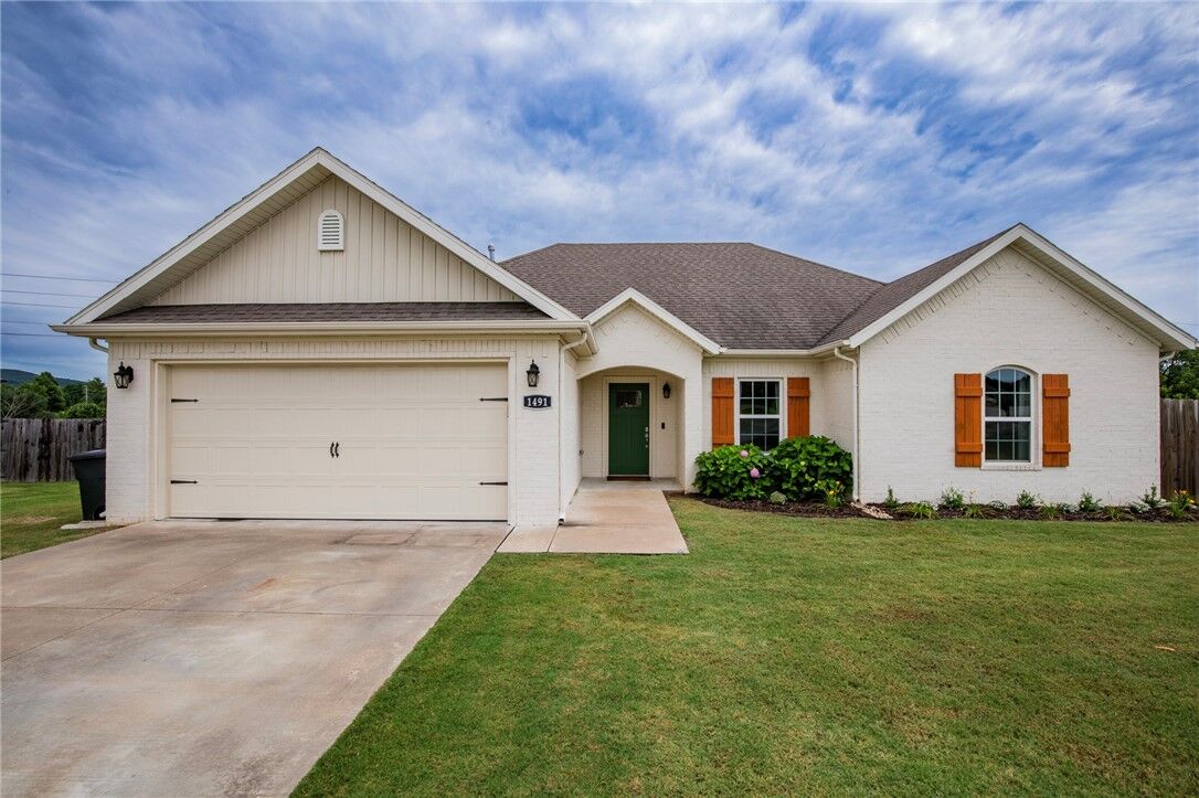 Property Photo:  1491 General Fagan Drive  AR 72753 