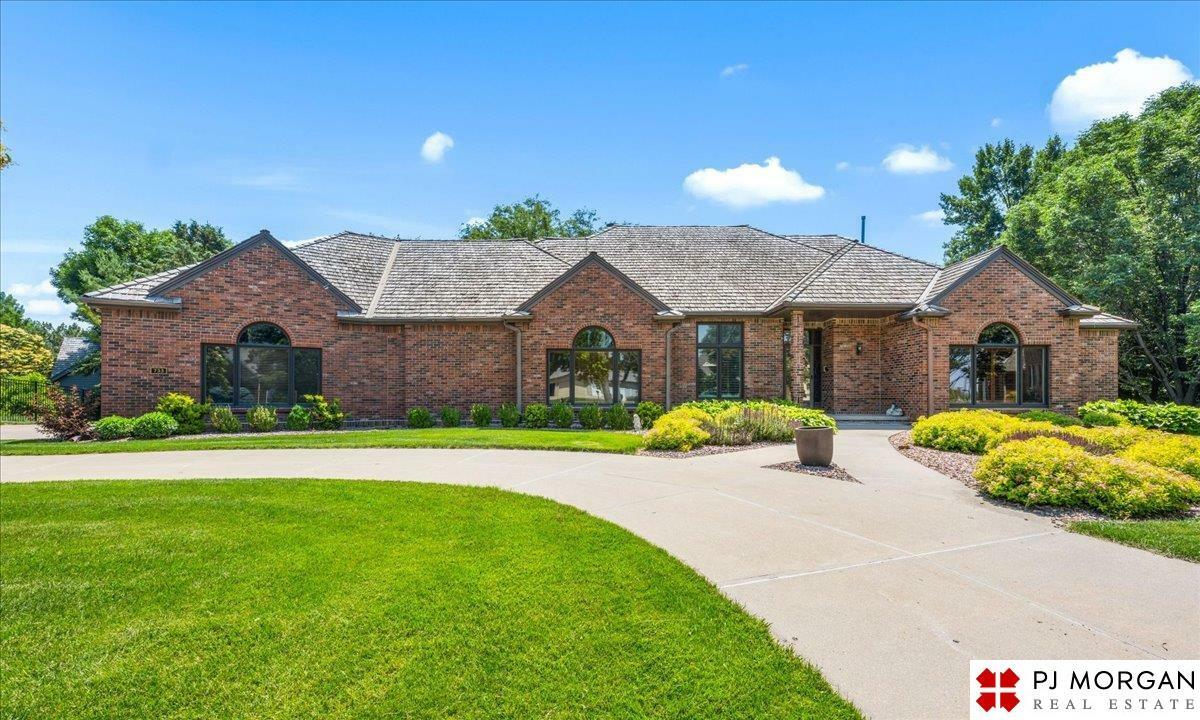 Property Photo: 733 N 157th Circle NE 68118