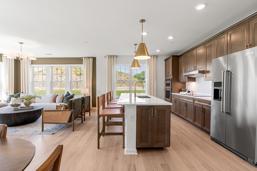Property Photo:  6 Stratton Drive 407  MA 01801 