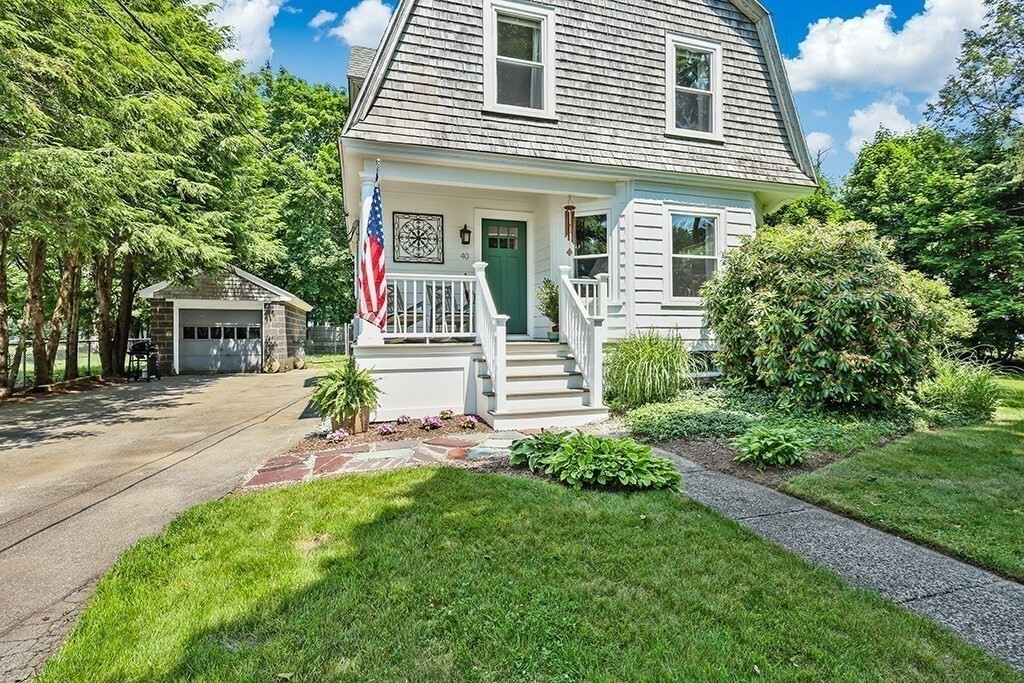Property Photo:  40 Maple St  MA 02048 