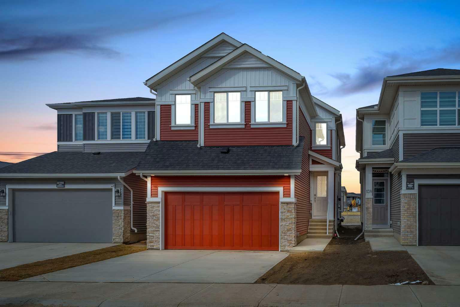 142 Corner Glen Way NE  Calgary AB T3N 2L5 photo