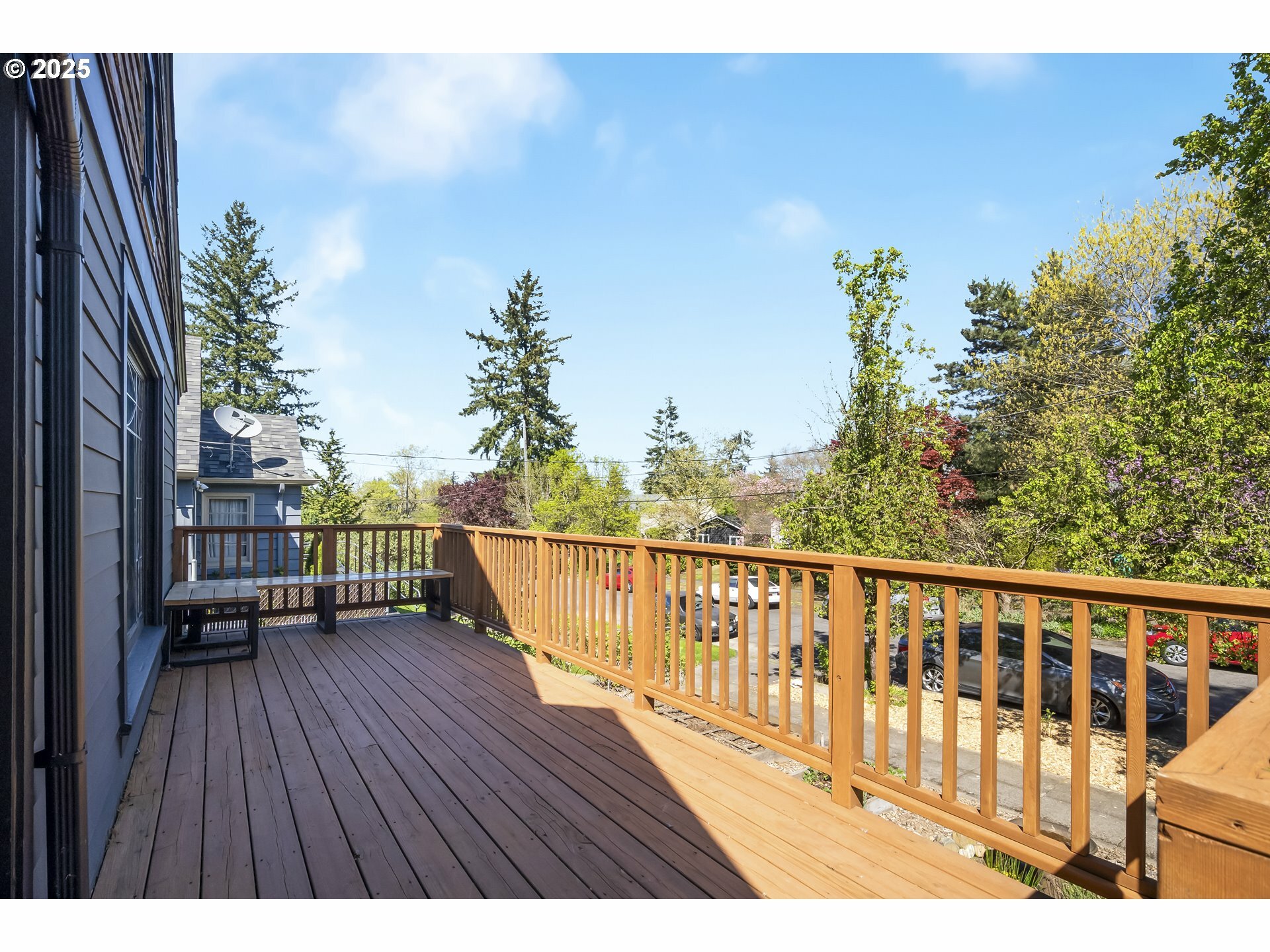 Property Photo: 5835 NE 23rd Ave OR 97211
