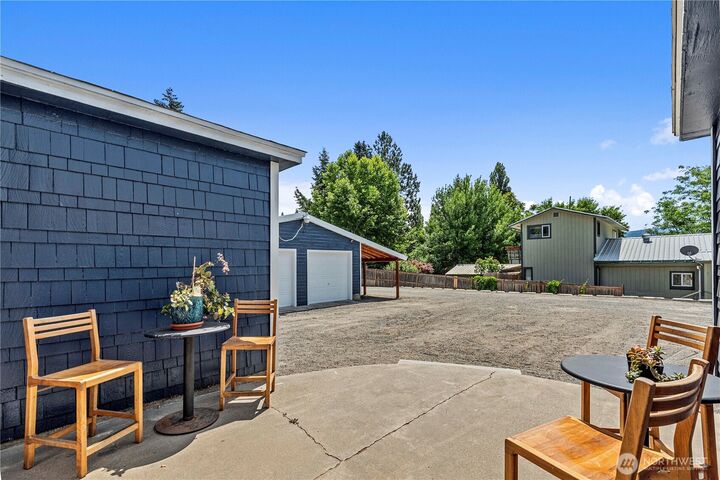 Property Photo: 143 N June Avenue WA 98802