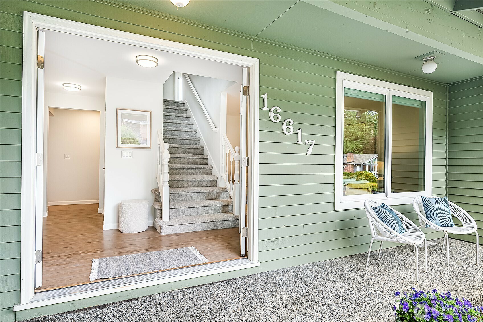 Property Photo: 16617 163rd Place SE WA 98058