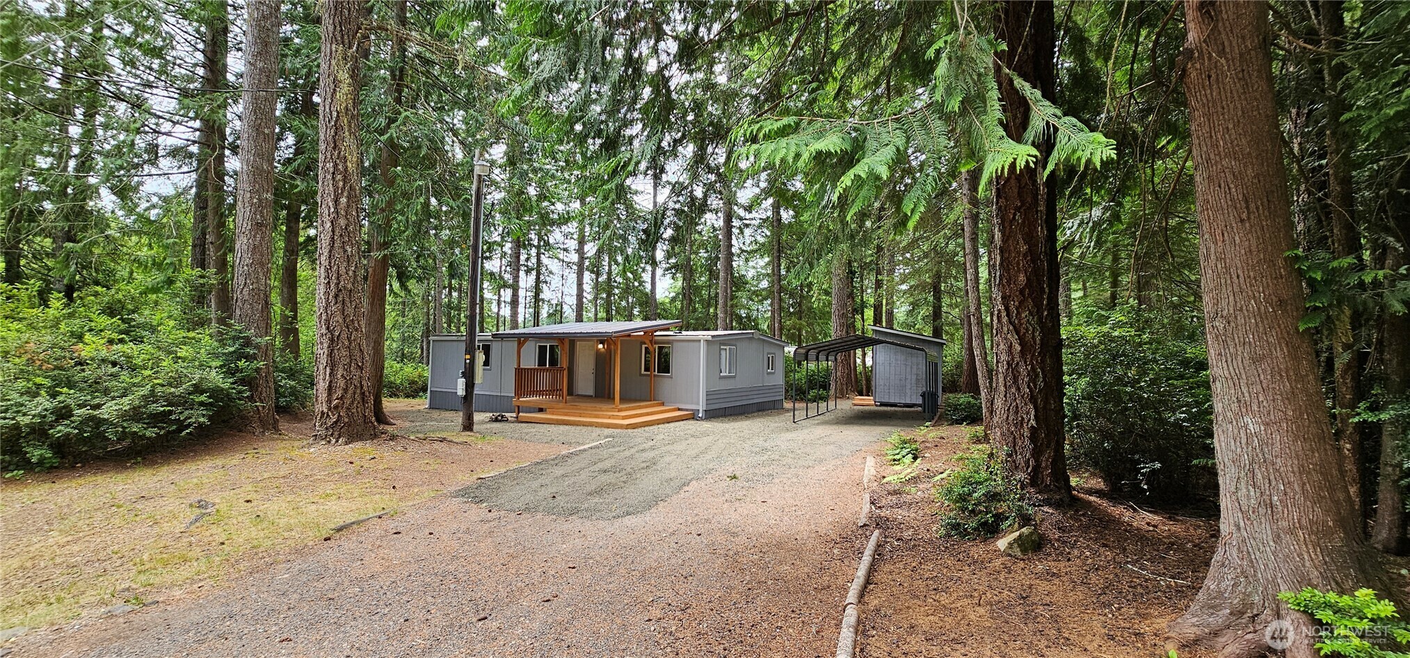 Property Photo: 21 E Cromarty Court WA 98584