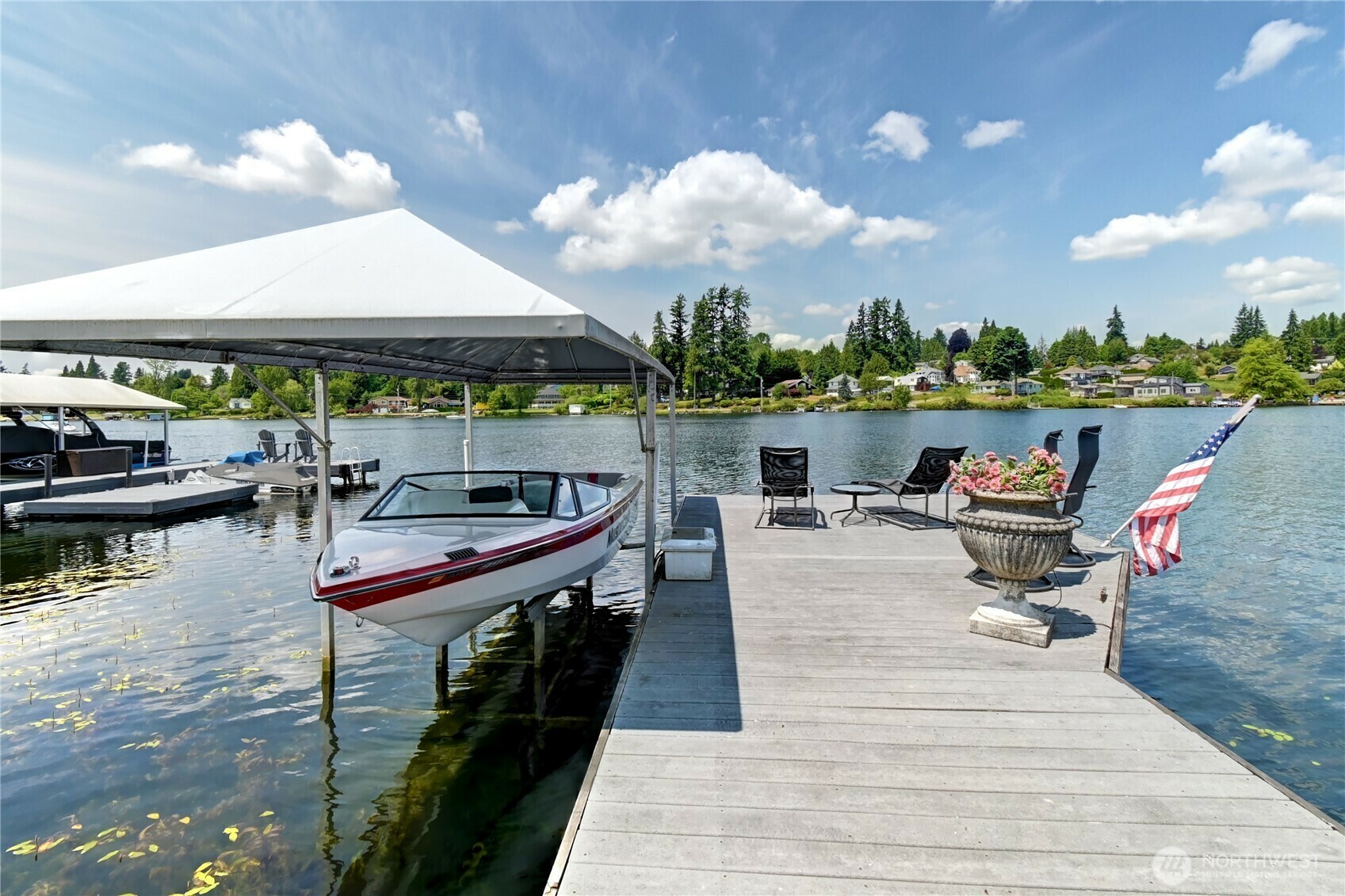 Property Photo: 1504 E Lakeshore Drive WA 98258
