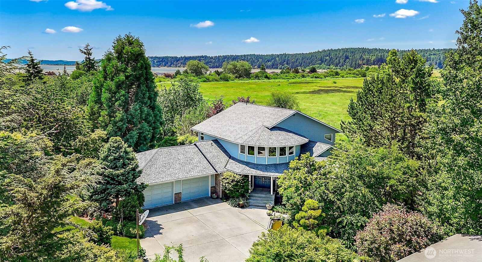 Property Photo:  828  State Highway 532  WA 98282 