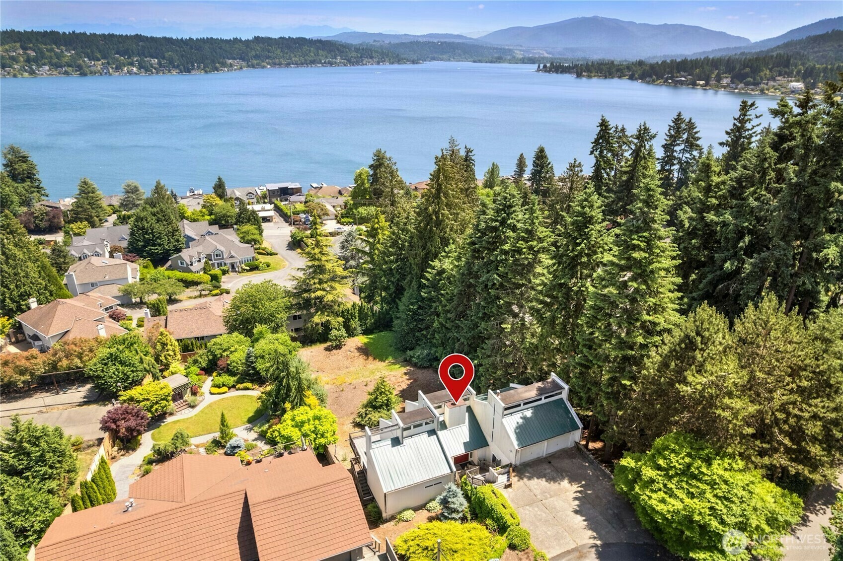 Property Photo:  2838  170th Avenue SE  WA 98008 
