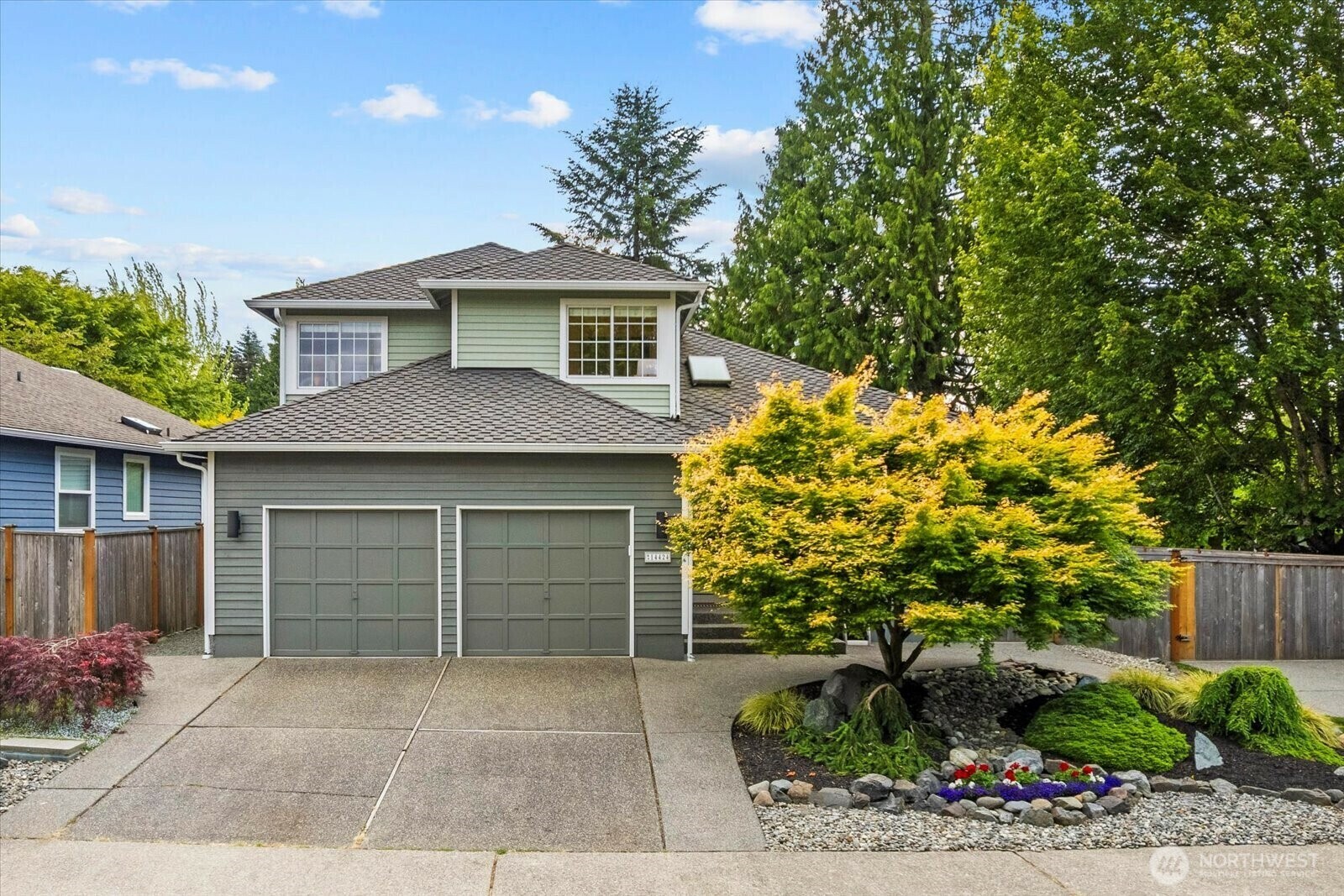 Property Photo: 14424 62nd Drive SE WA 98208