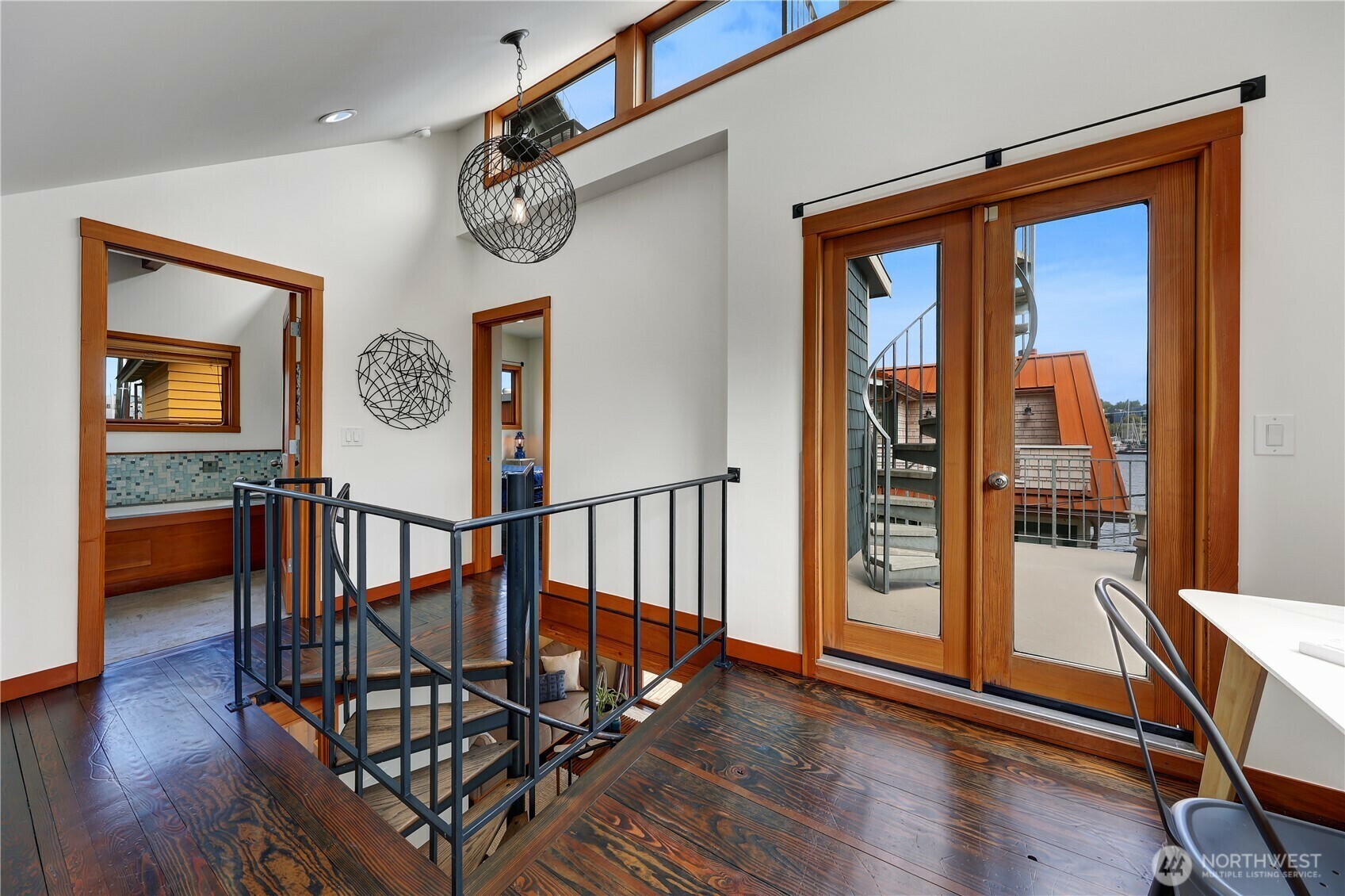 Property Photo: 2770 Westlake Avenue N 6 WA 98109