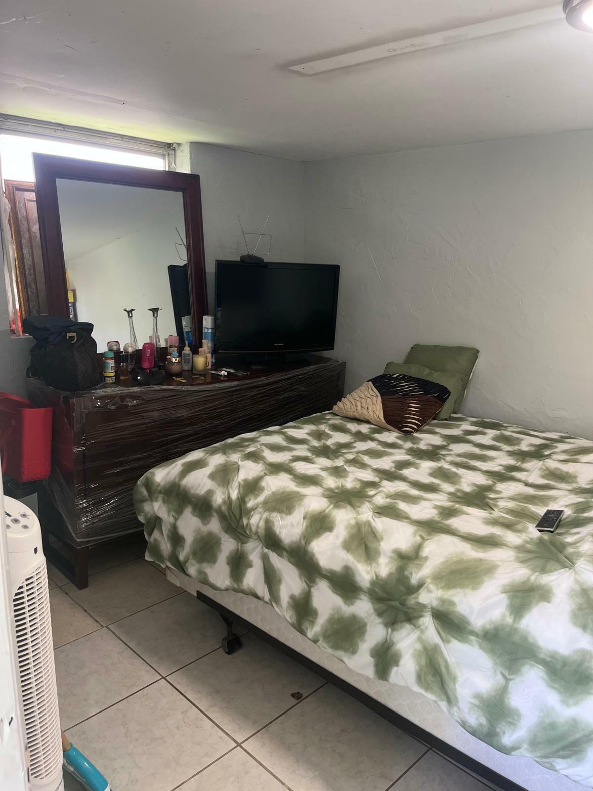 Property Photo:  9940 SW 48th Street  FL 33165 