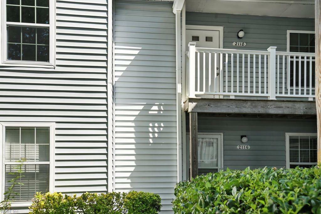 Property Photo: 2118 Retreat Ct VA 23454
