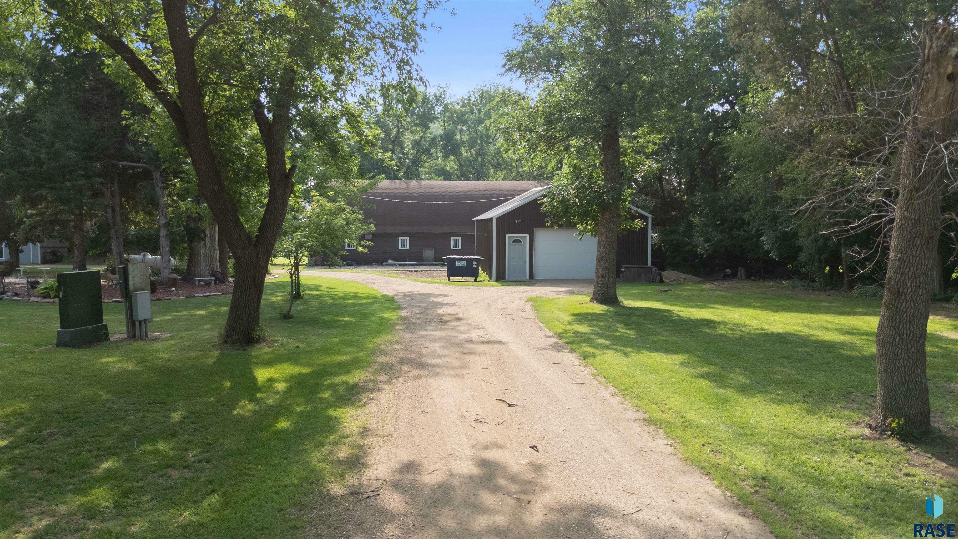 Property Photo: 26045 485th Ave SD 57068