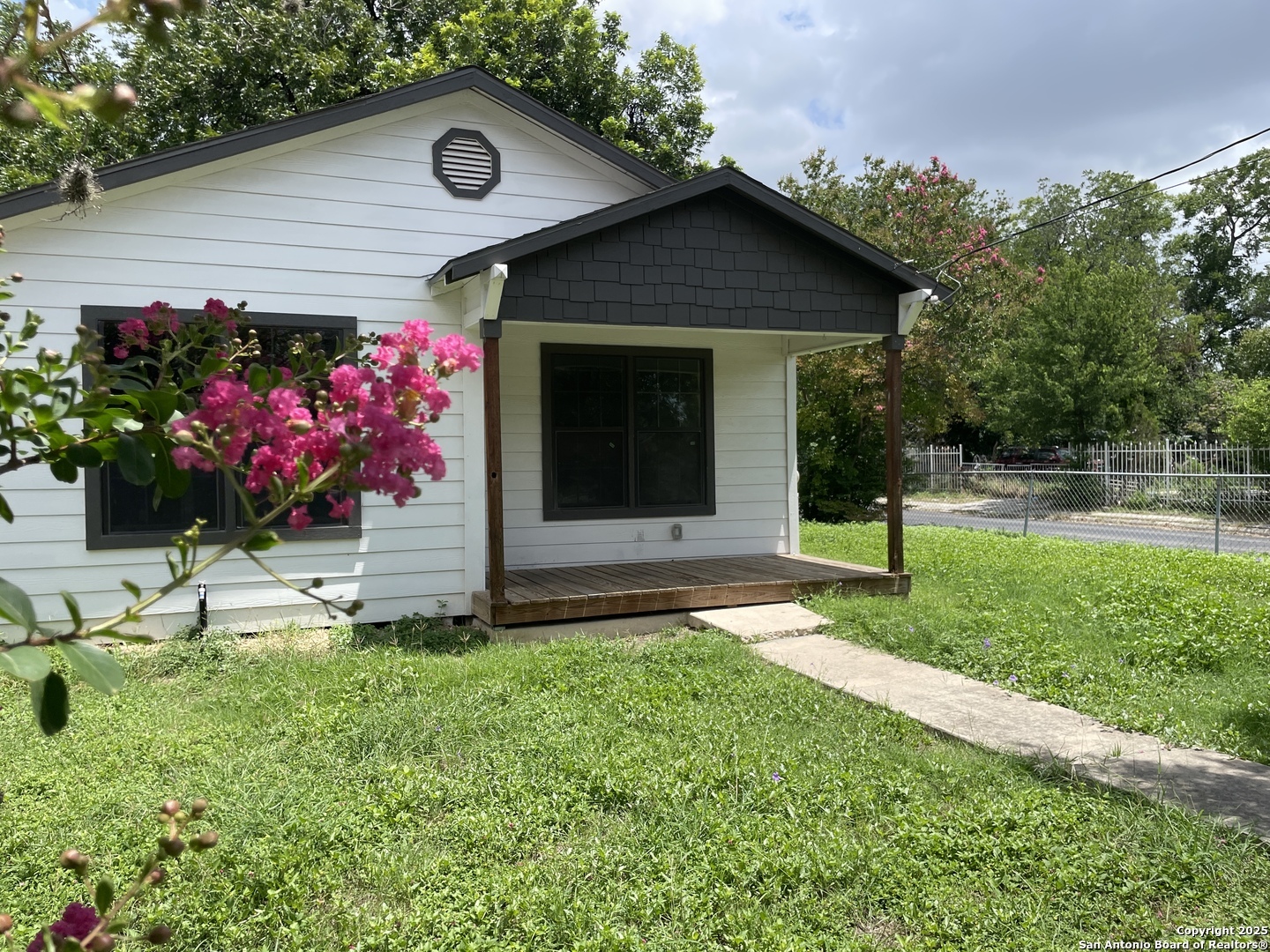 Property Photo:  603 Humboldt  TX 78211 