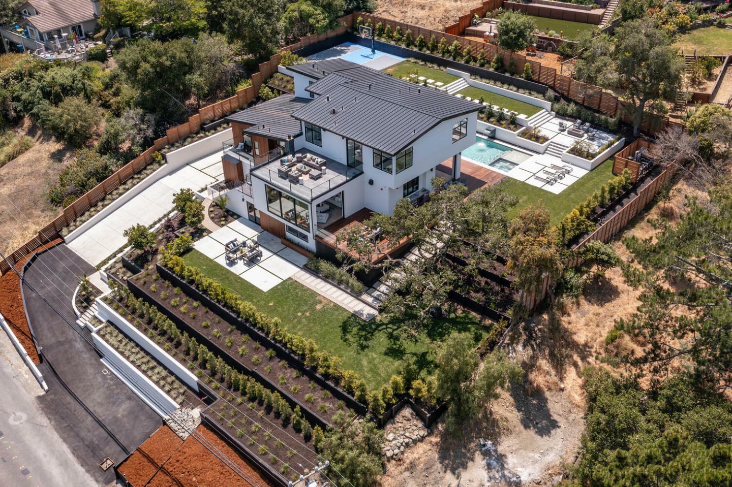 Property Photo: 3964 Jefferson Avenue CA 94062