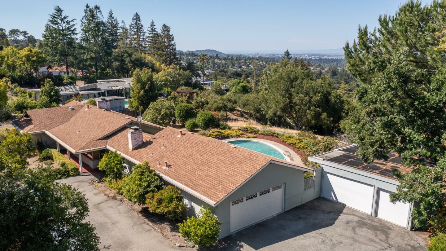 Property Photo: 170 Hardwick Road CA 94062