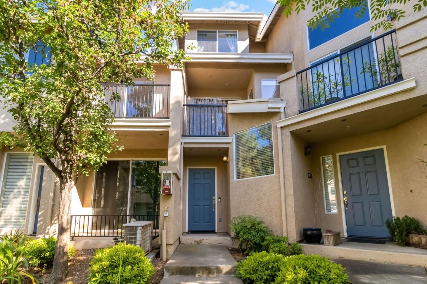 Property Photo: 1031 Niguel Lane CA 95138