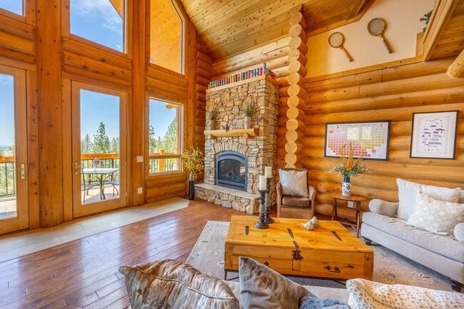Property Photo:  2081 Ponderosa Way  CA 95247 