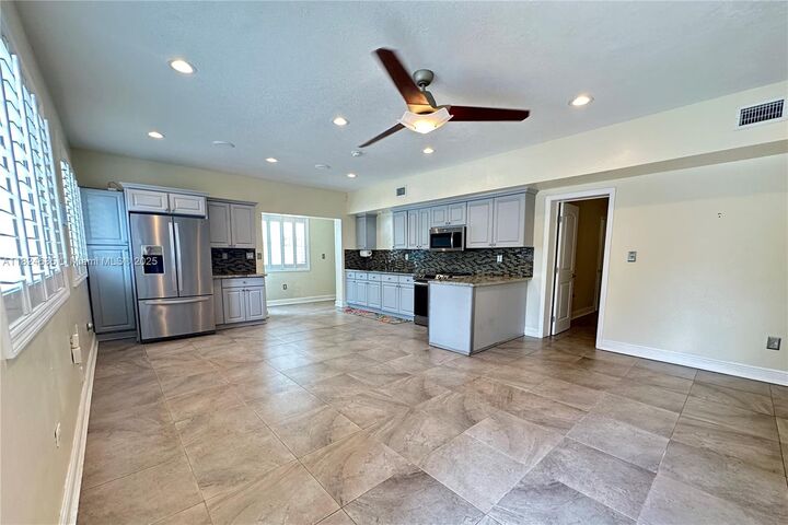 Property Photo: 349 Mahogany Dr FL 33037