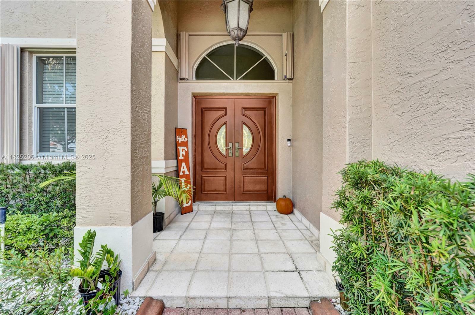 Property Photo: 1379 NW 166th Ave FL 33028