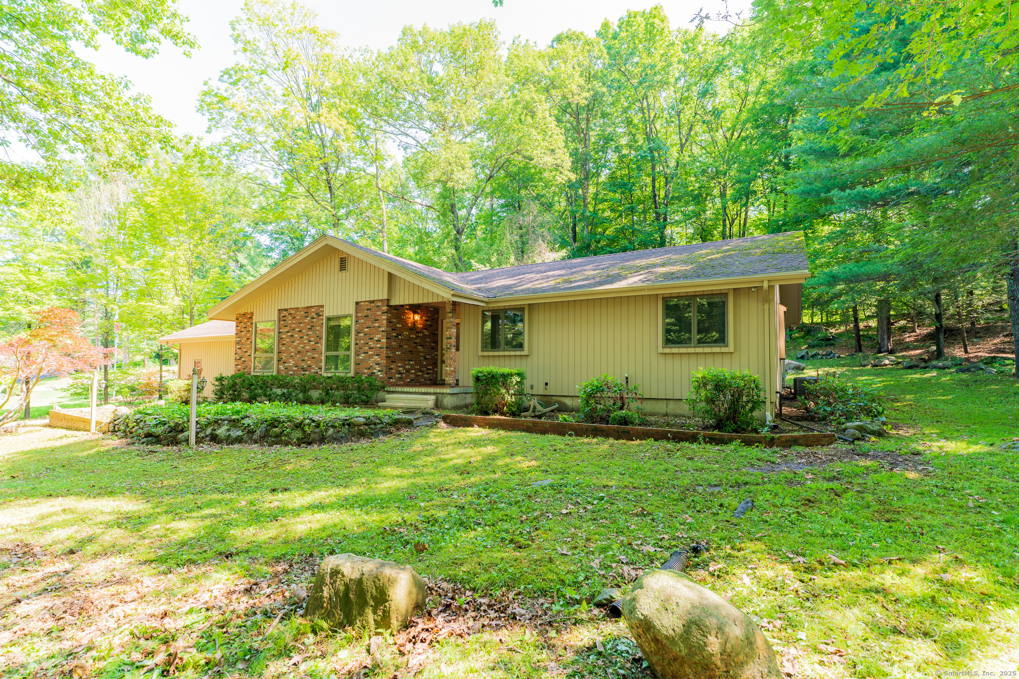 Property Photo: 54 Timber Lane CT 06001