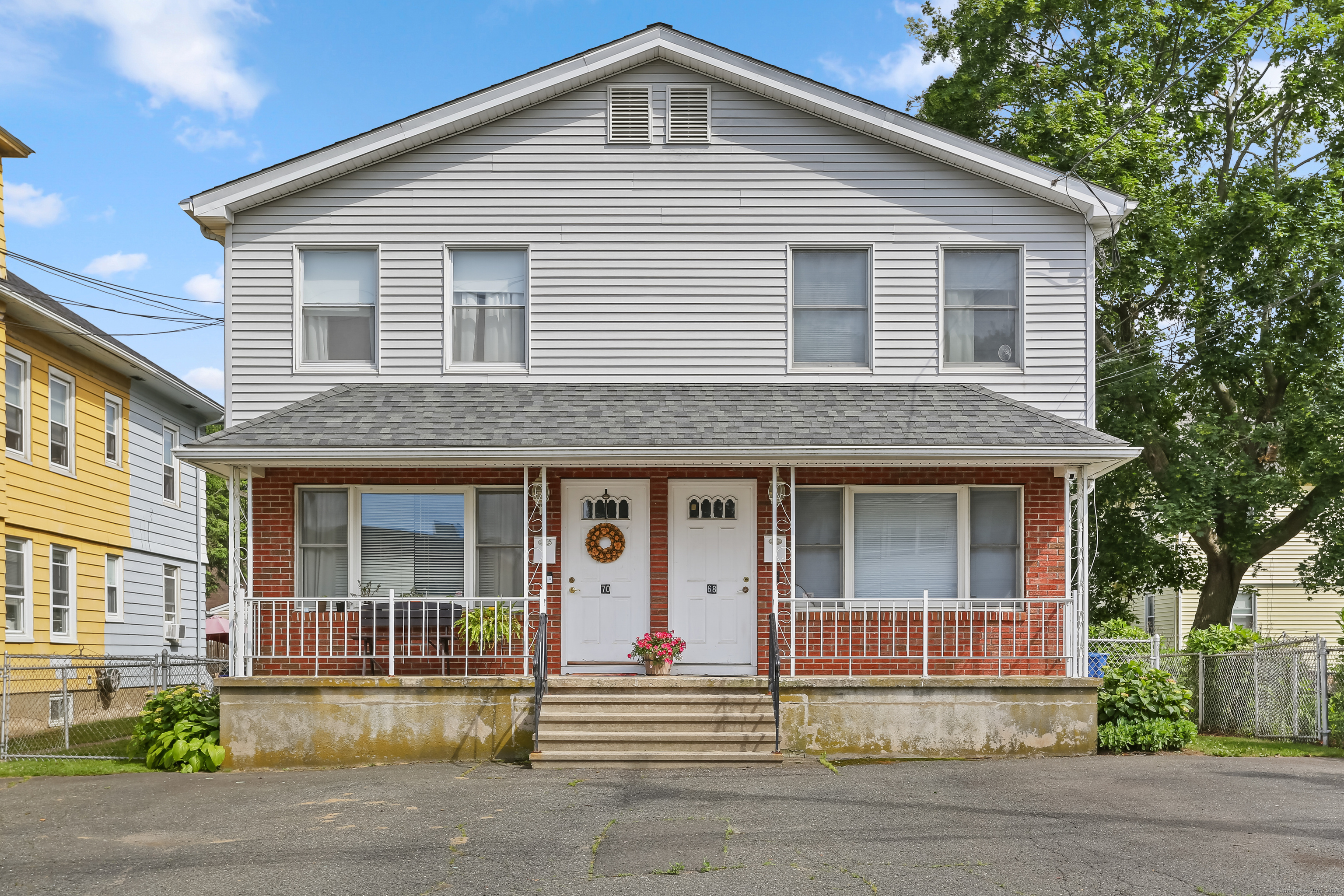 Property Photo: 68 Ardmore Street CT 06824