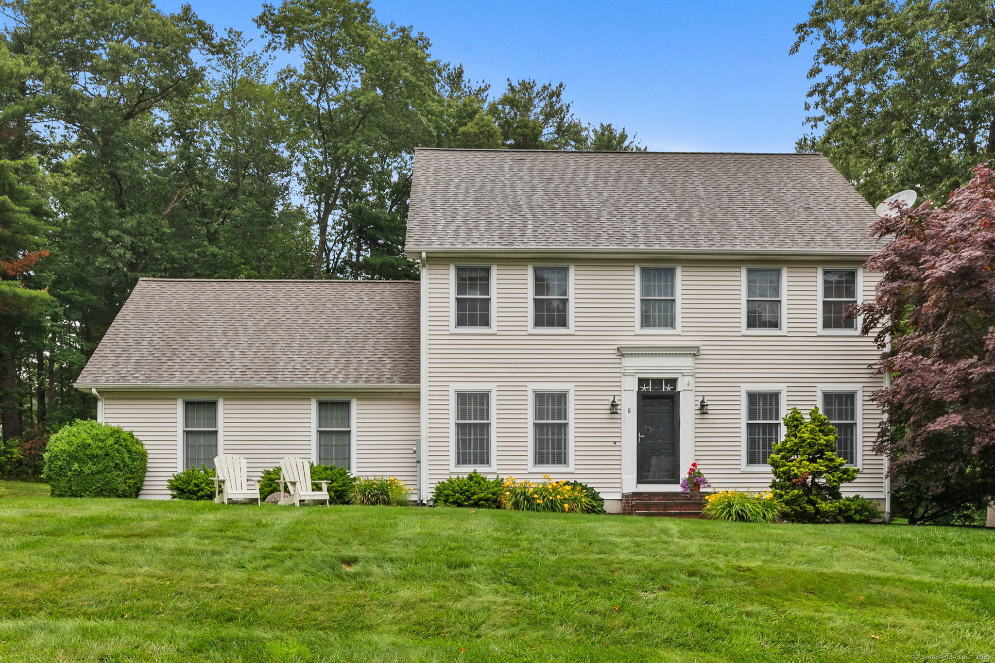 Property Photo: 8 Lookout Landing CT 06029