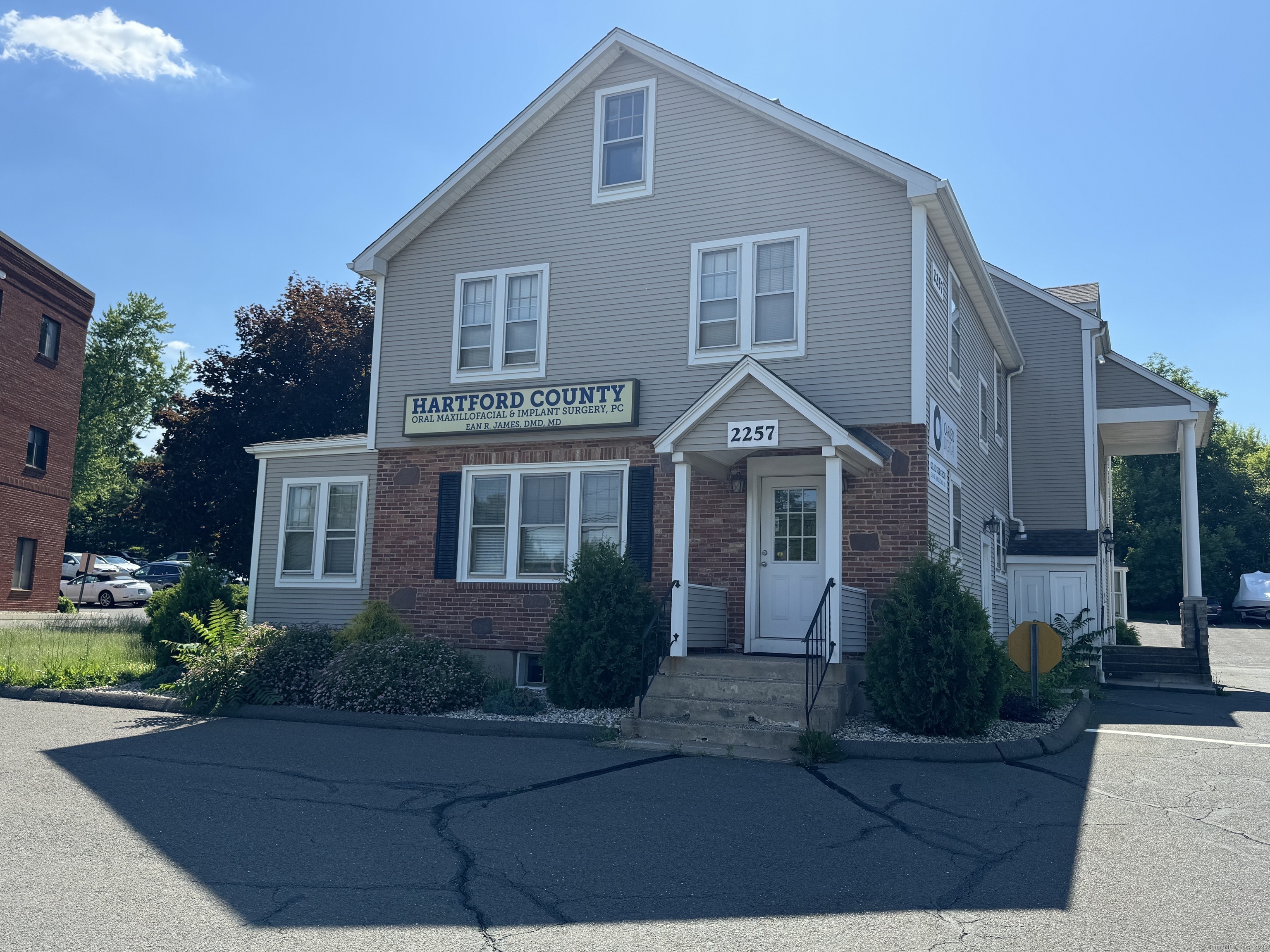 Property Photo: 2257 Silas Deane Highway 4 CT 06067
