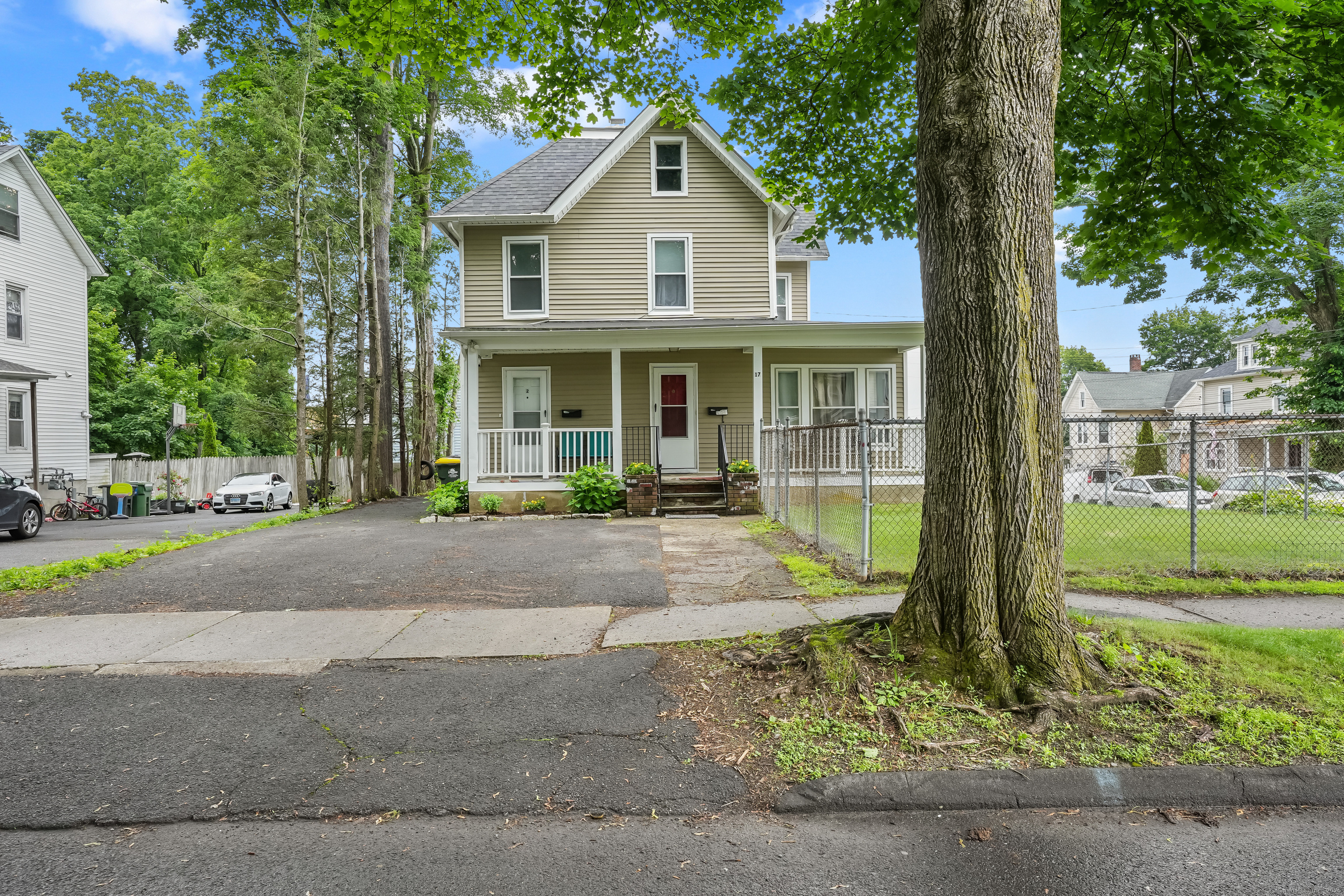 Property Photo:  17 Pleasant Street  CT 06810 