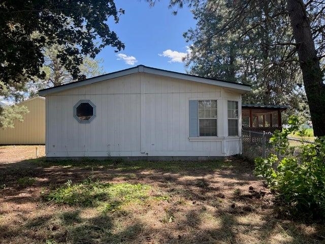 Property Photo: 504 S Center St WA 99109