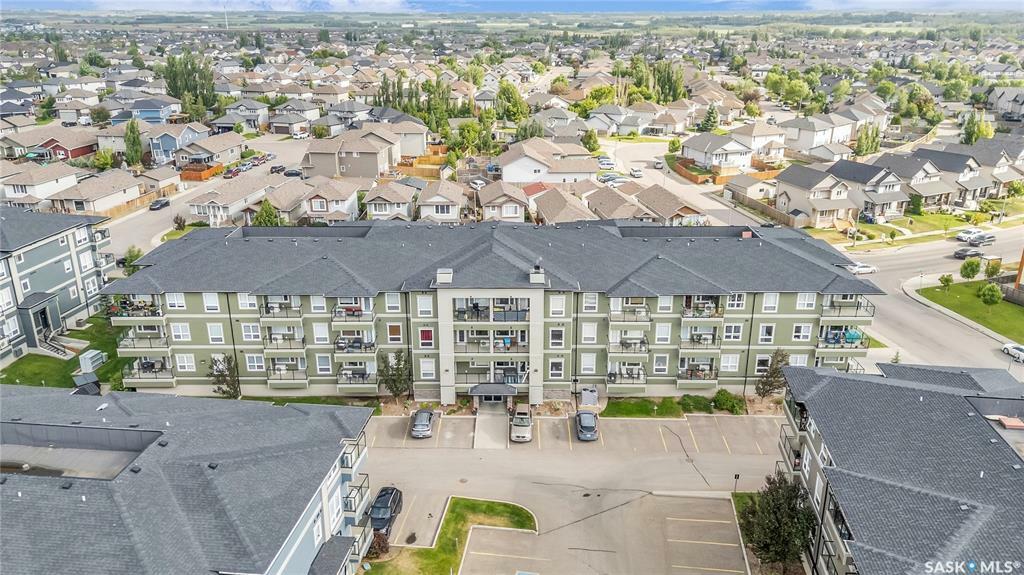 Property Photo: 102 Willis Crescent 1211 SK S7T 0T6