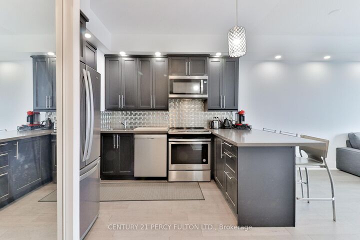 Photo de la propriété:  181 Wynford Drive 1201  ON M3C 0C6