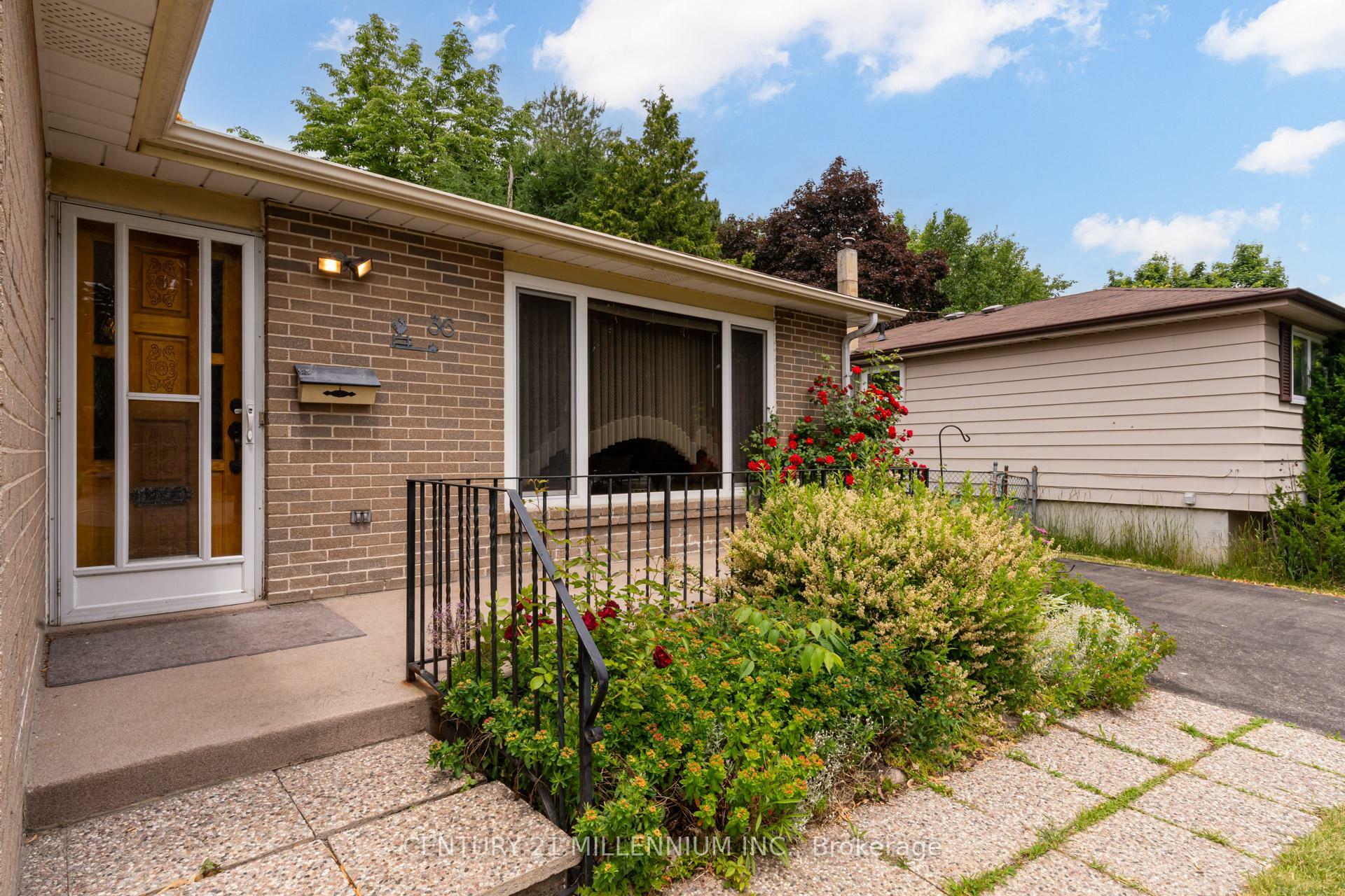 Property Photo: 36 Dunblaine Crescent ON L6T 3R2